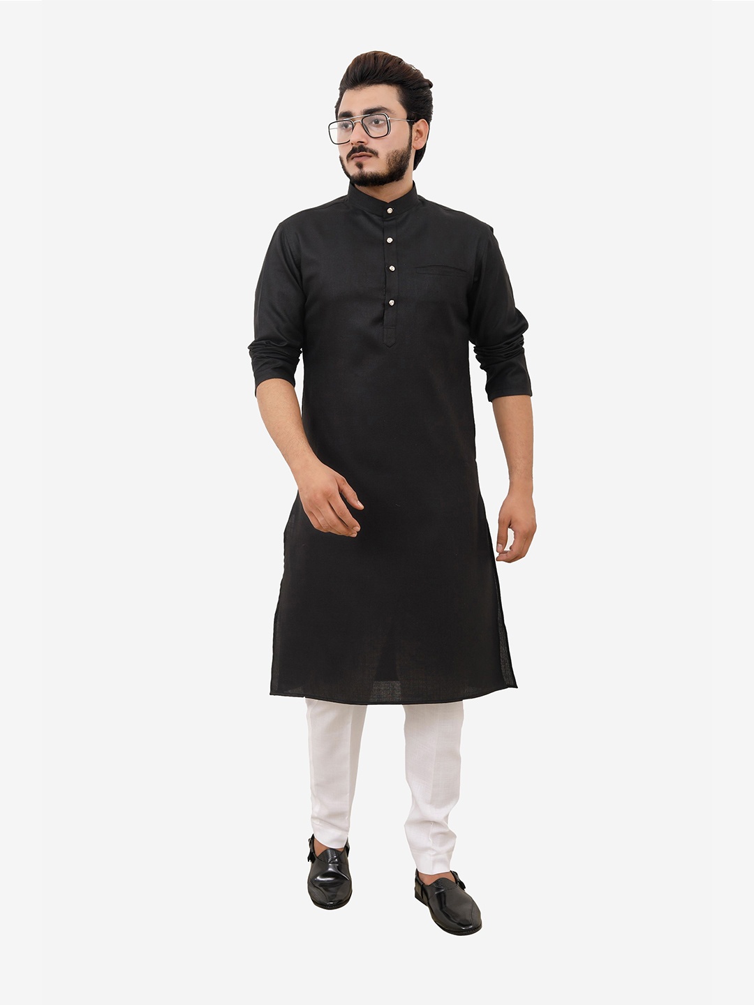 

Tibra Collection Men Black Pure Cotton Kurta with Churidar