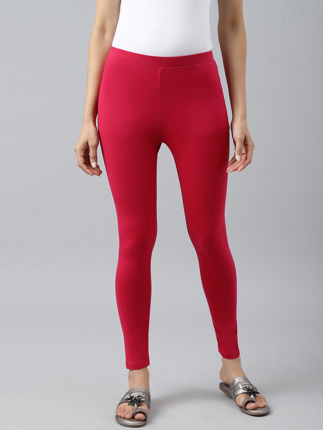 

W Women Pink Solid Ankle-Length Leggings