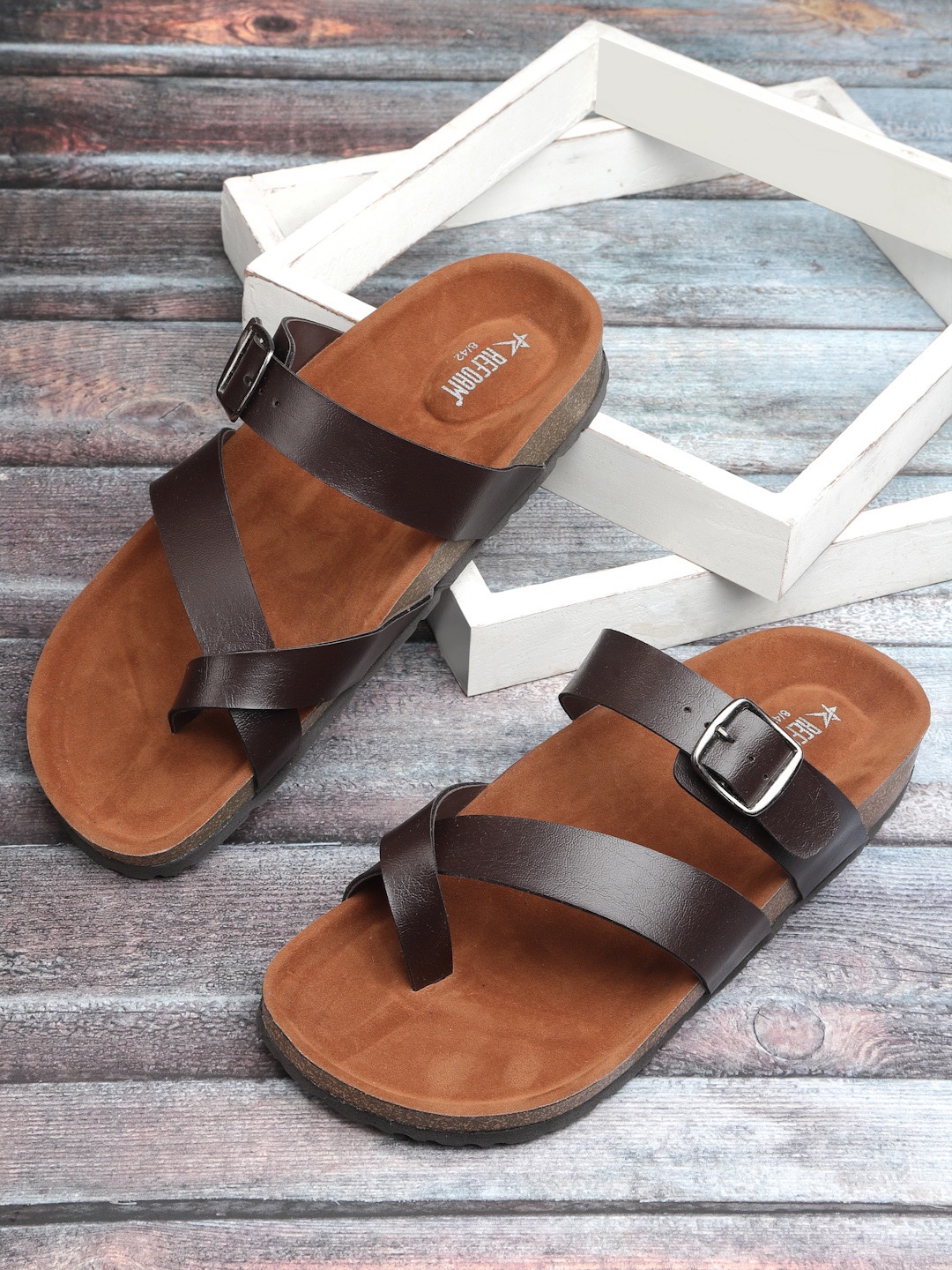 

REFOAM Men Brown Comfort Sandals