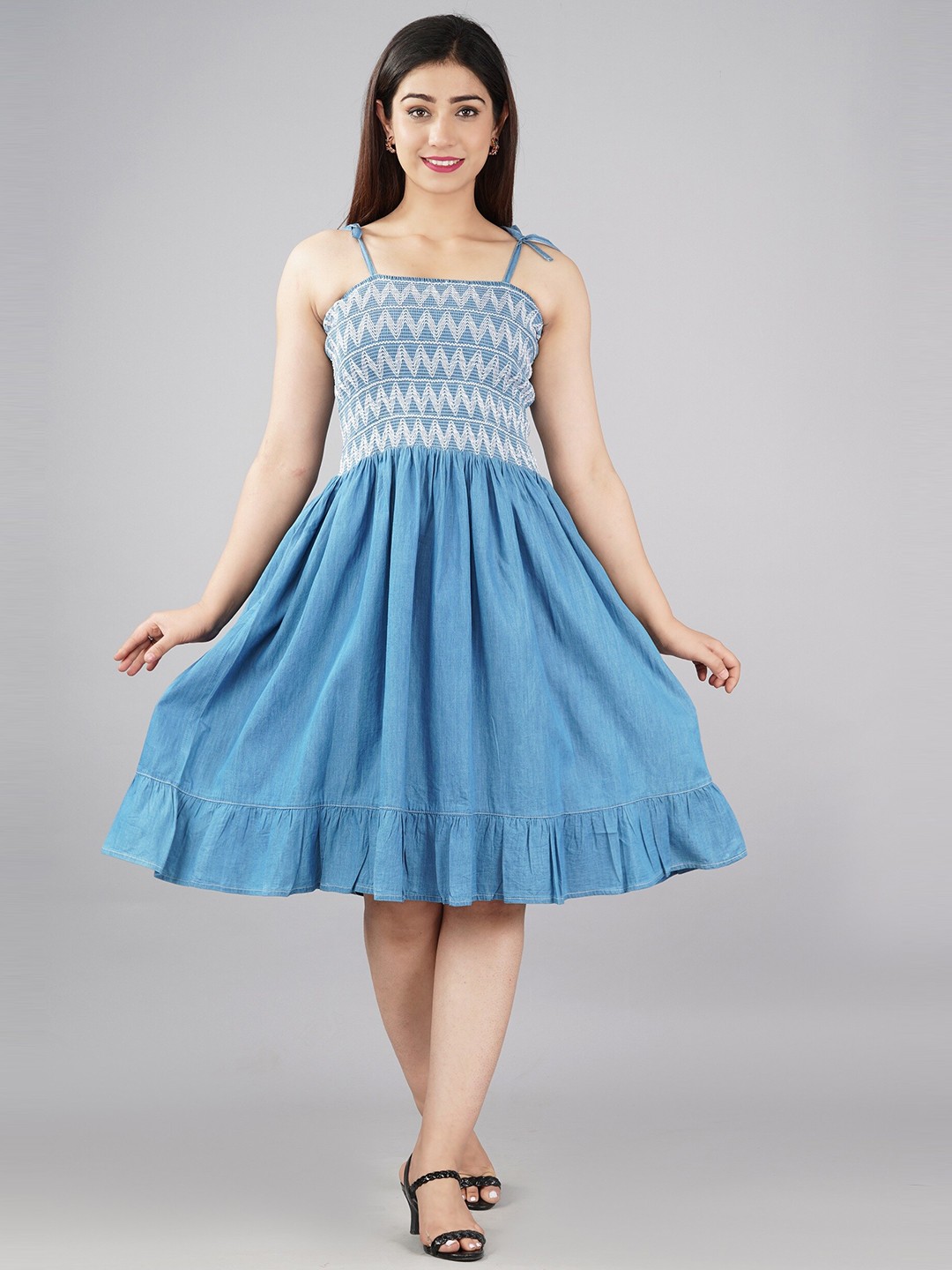 

SUMAVI-FASHION Blue Linen Denim Dress