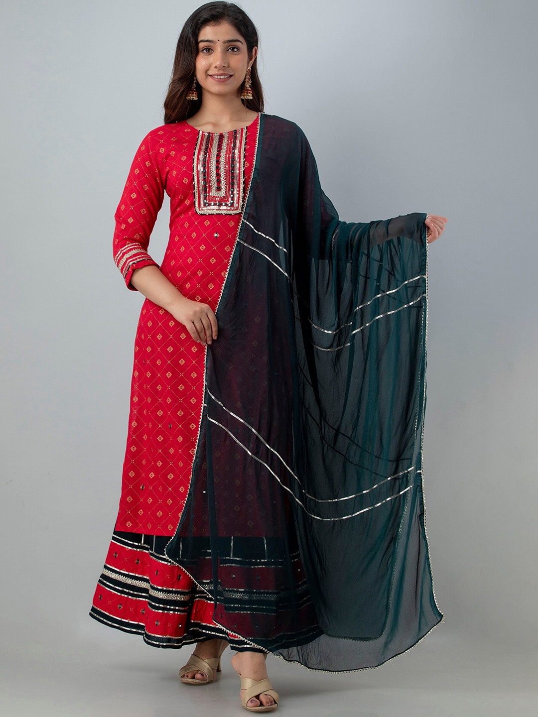 

Charu Women Red Ethnic Motifs Embroidered Kurta with Sharara