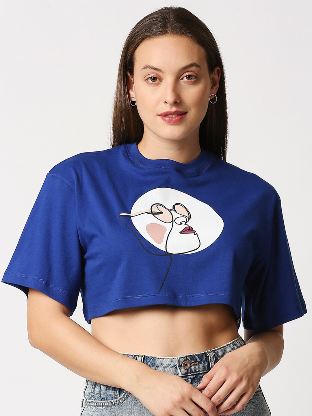 

Blamblack Women BlueShort Sleeves Printed Crop Top, Blue