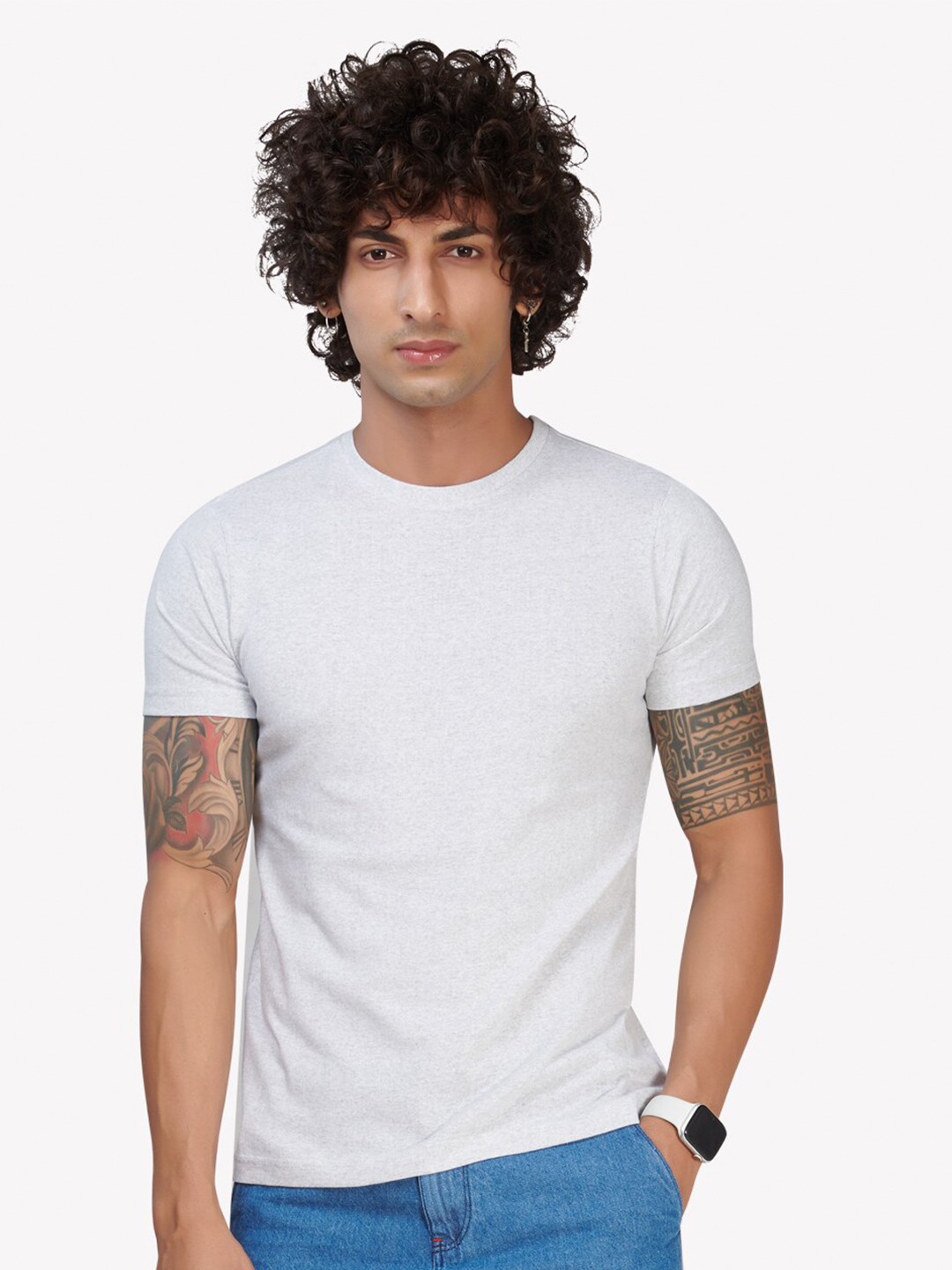 

VASTRADO Men Grey Solid T-shirt
