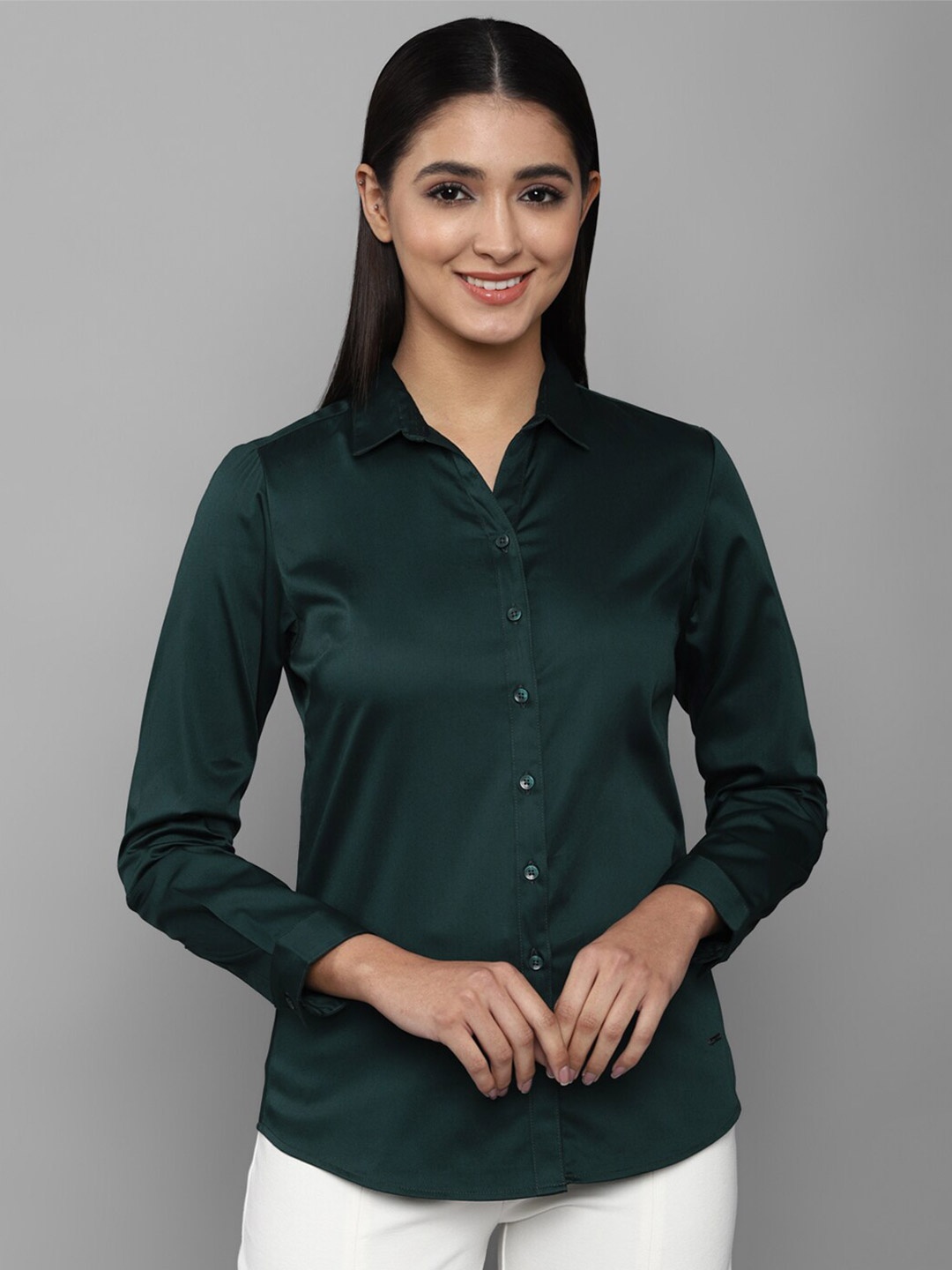 

Allen Solly Women Green Solid Cotton Casual Shirt