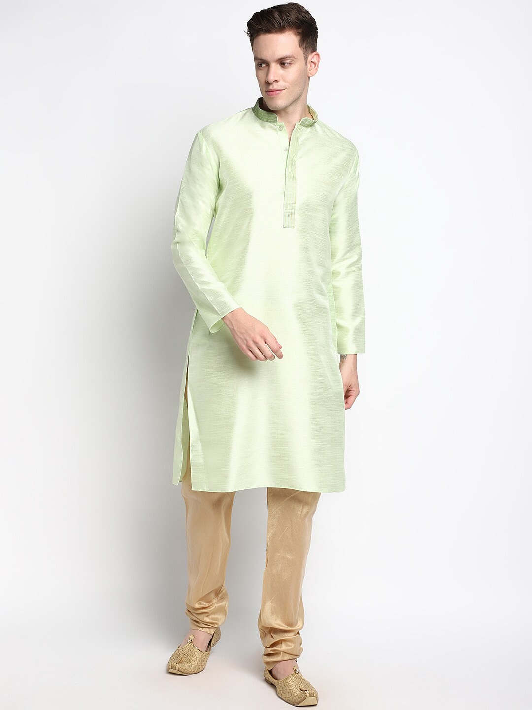 

DEVOILER Men Silk Green Kurta
