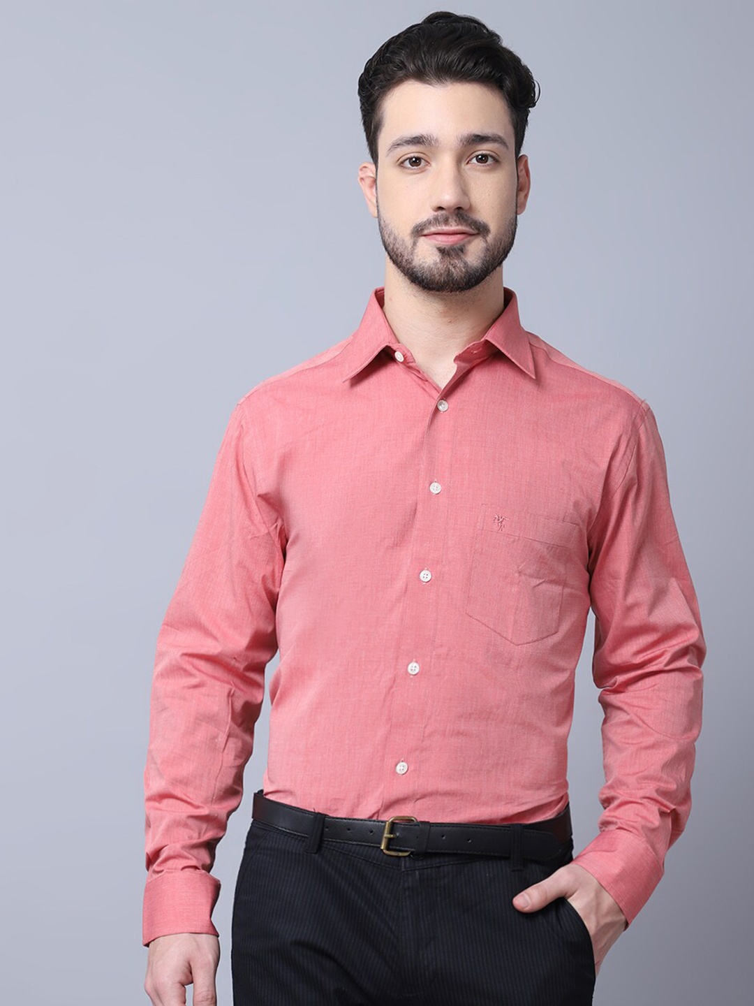 

Cantabil Men Pink Solid Cotton Formal Shirt