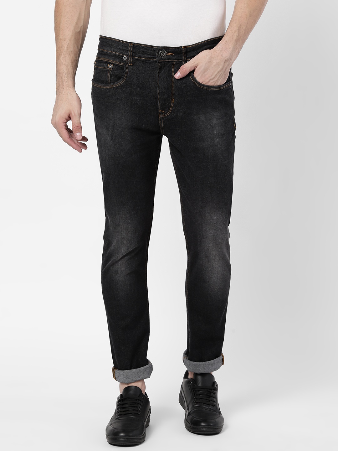 

AD By Arvind Men Black Slim Fit Light Fade Jeans