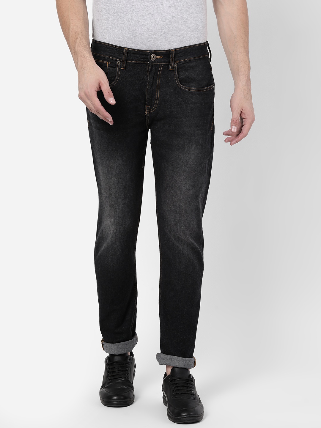 

AD By Arvind Men Black Slim Fit Mildly Distressed Light Fade Jeans