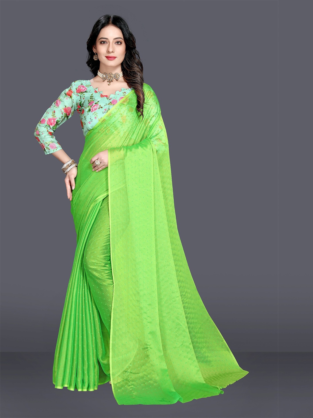 

M Venture Women Green Woven Design Pochampally Saree