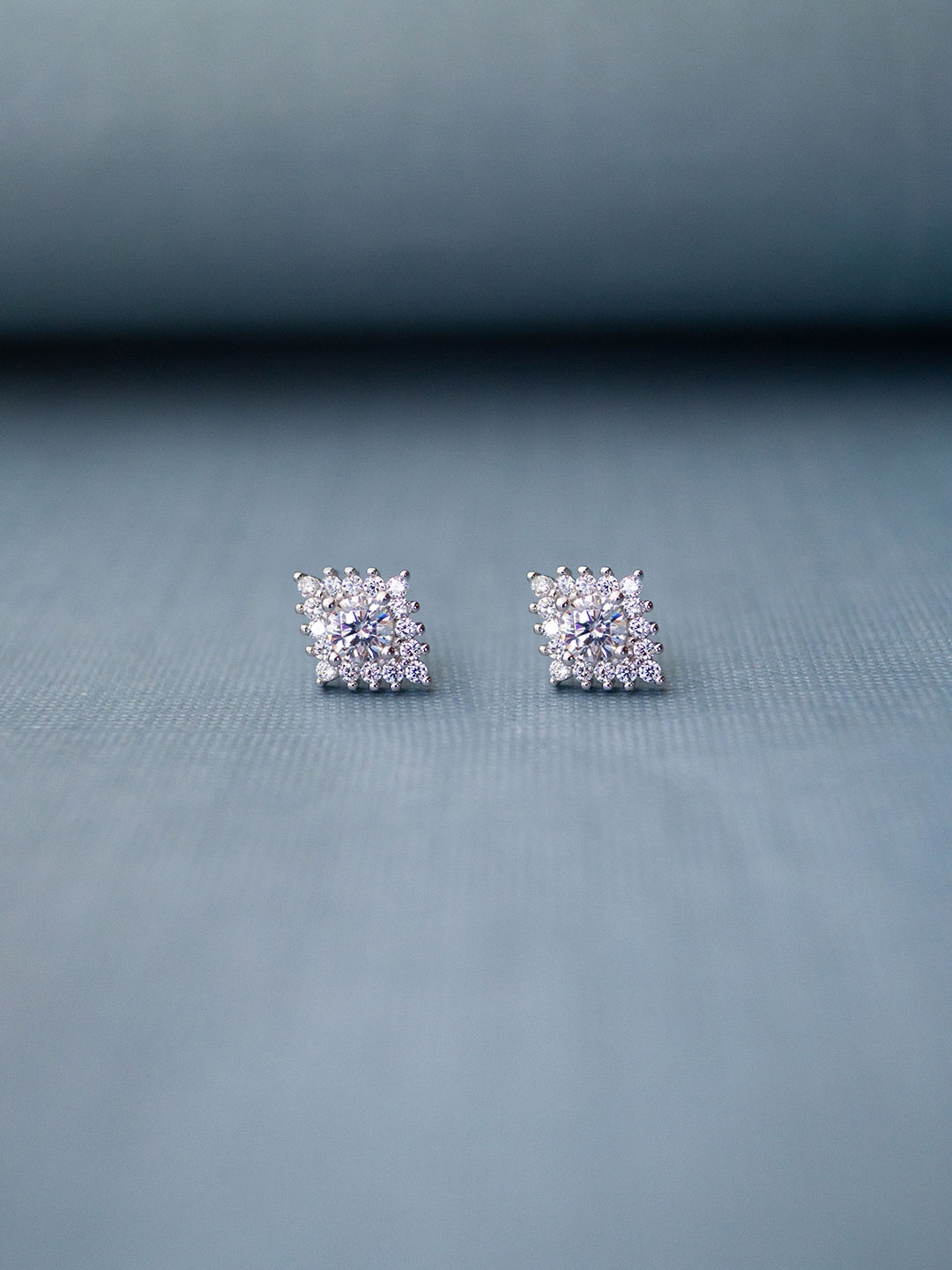 

MANNASH Silver-Toned Diamond Shaped Studs Earrings