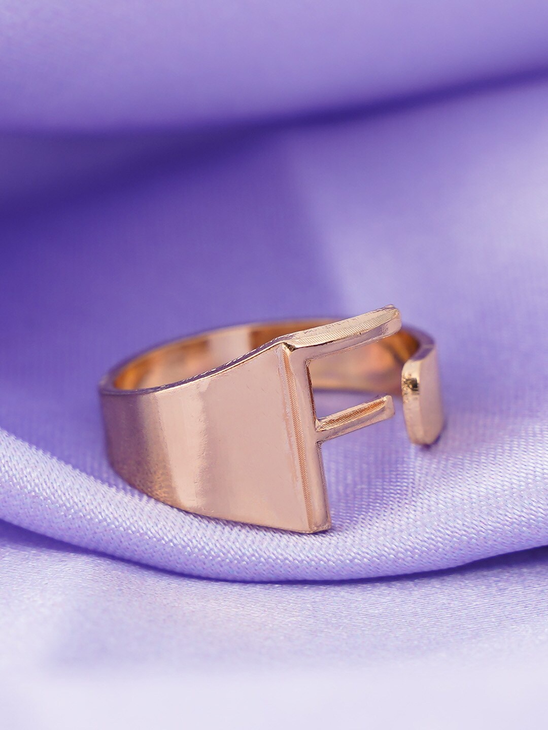 

Emmie Gold-Plated Alphabet F Finger Ring