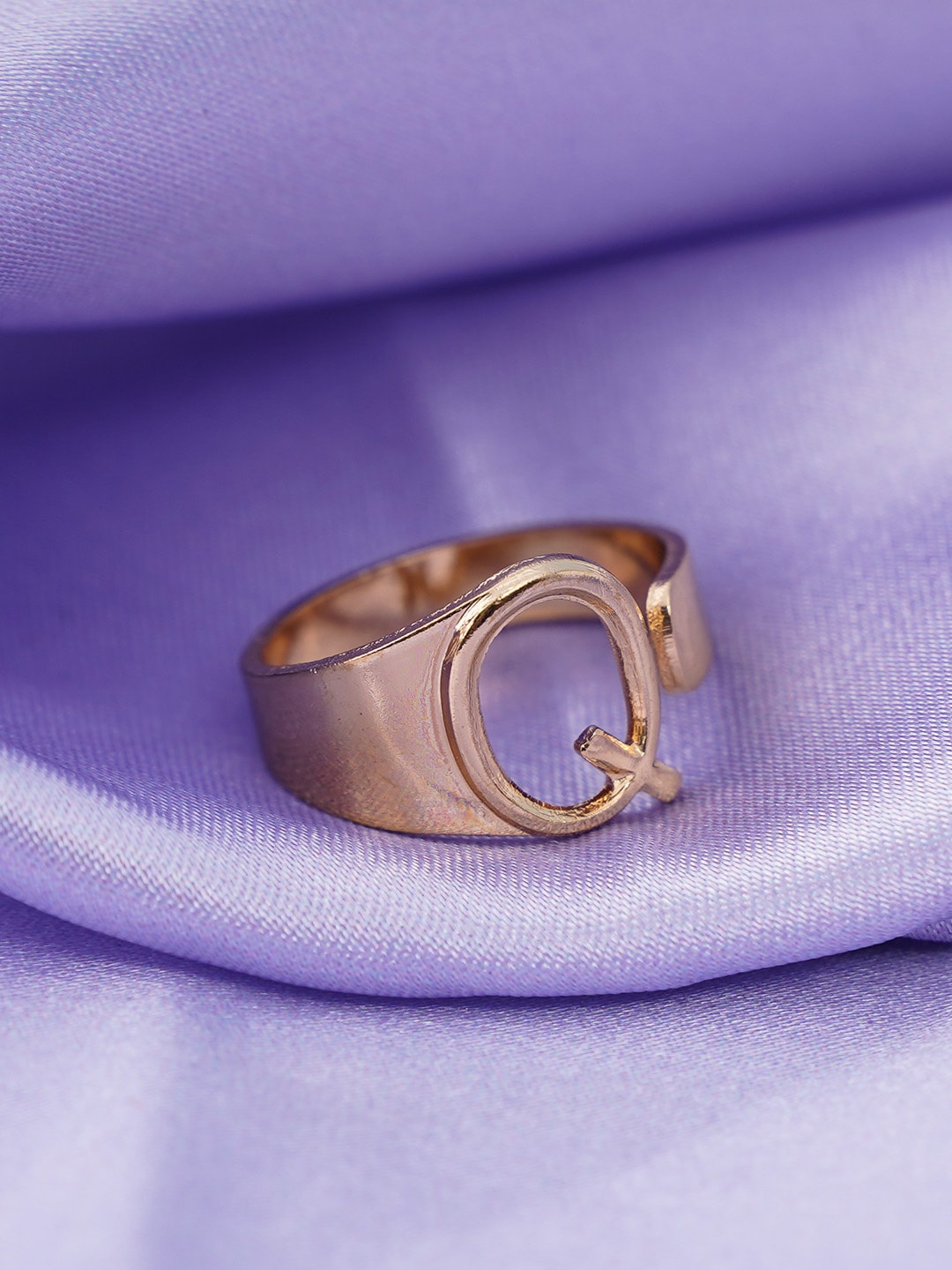 

Emmie Women Gold-Plated Adjustable Alphabet Q Finger Ring