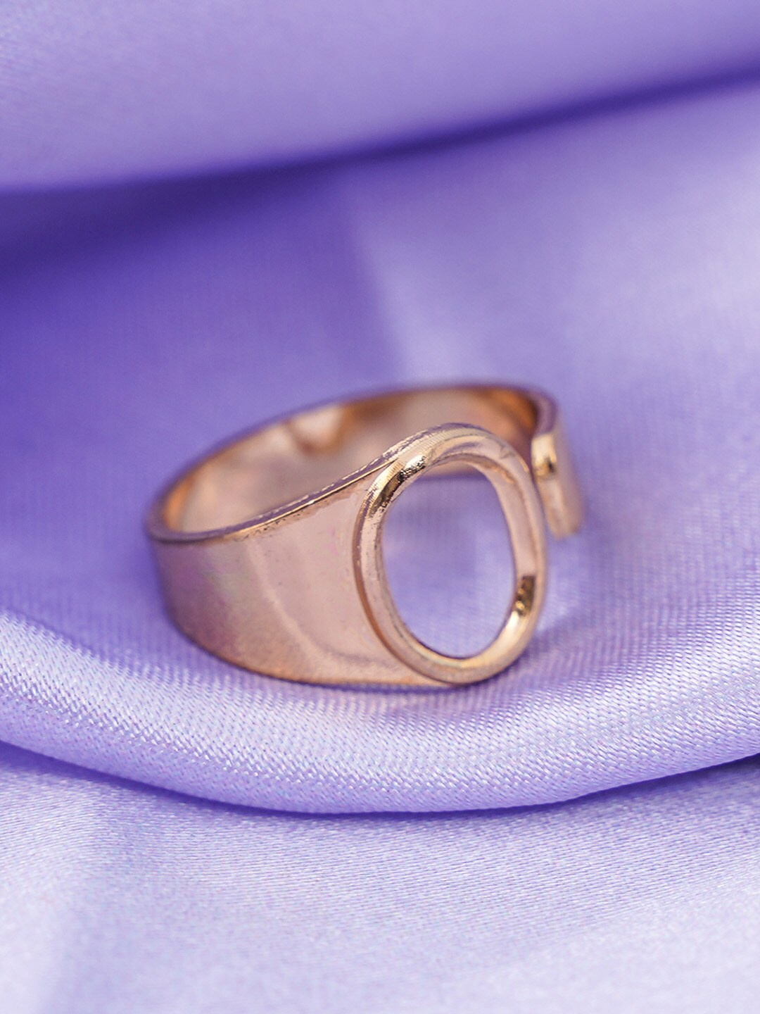 

Emmie Gold-Plated Alphabet O Finger Ring Ring