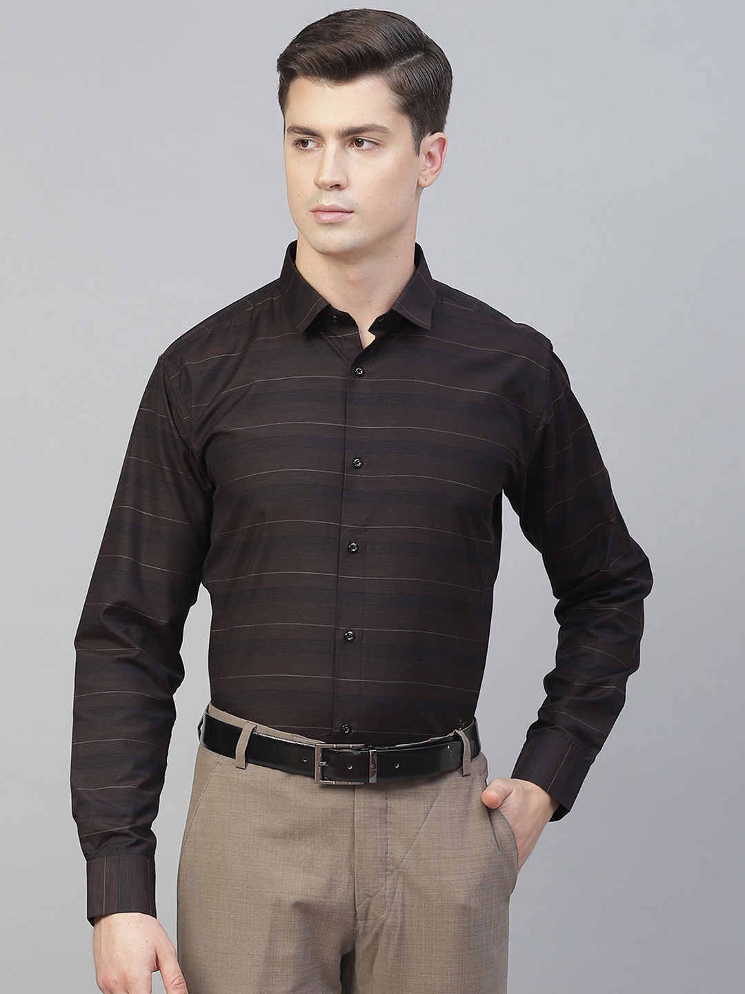 

MANQ Men Brown Smart Horizontal Stripes Striped Semiformal Shirt