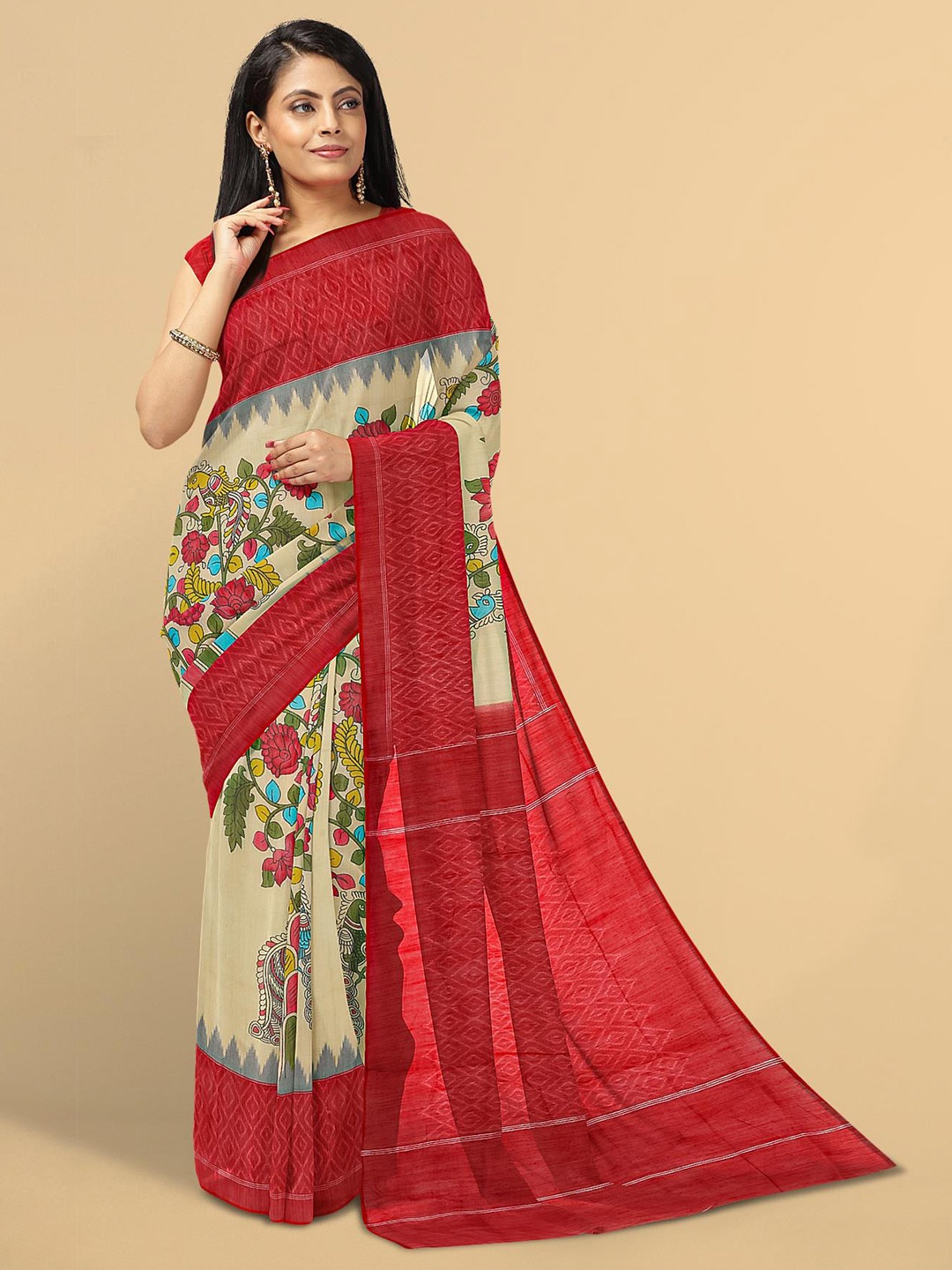 

Kalamandir Cream-Coloured & Red Kalamkari Linen Blend Saree