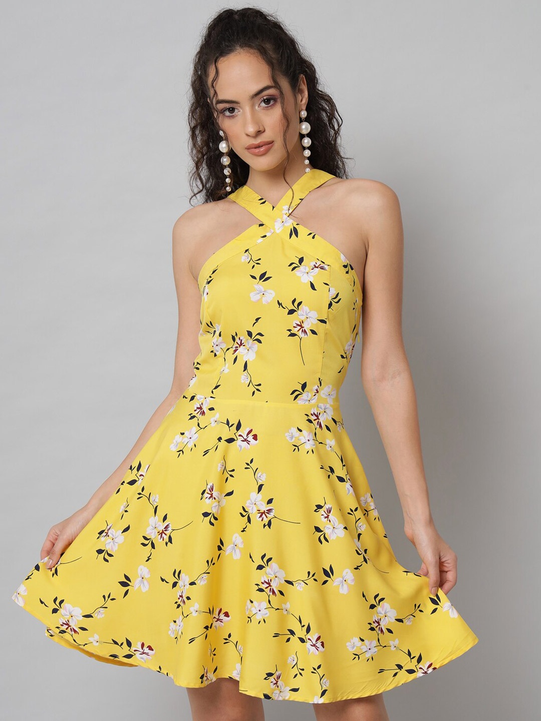 

emeros Yellow Floral Halter Neck Crepe Dress