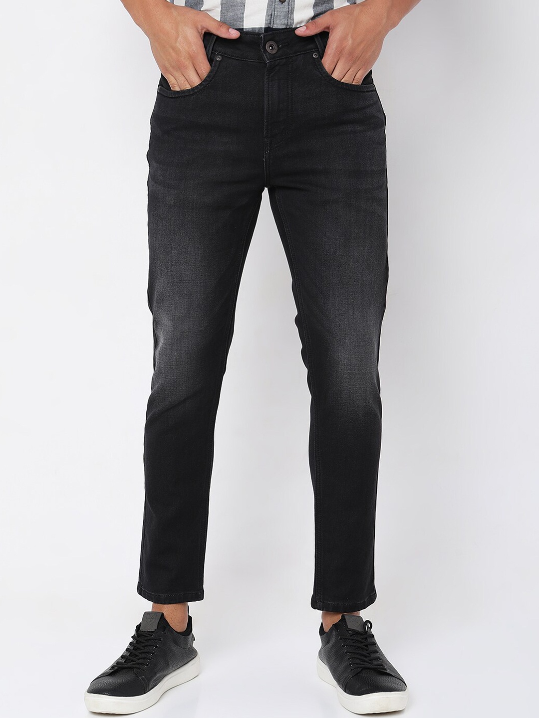 

Mufti Men Black Slim Fit Heavy Fade Jeans