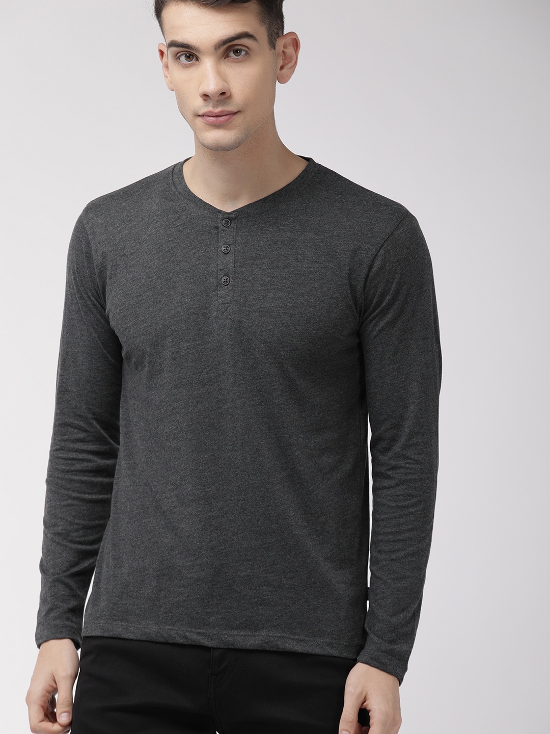 

HIGHLANDER Men Charcoal Grey Slim Fit Solid Henley Neck T-shirt