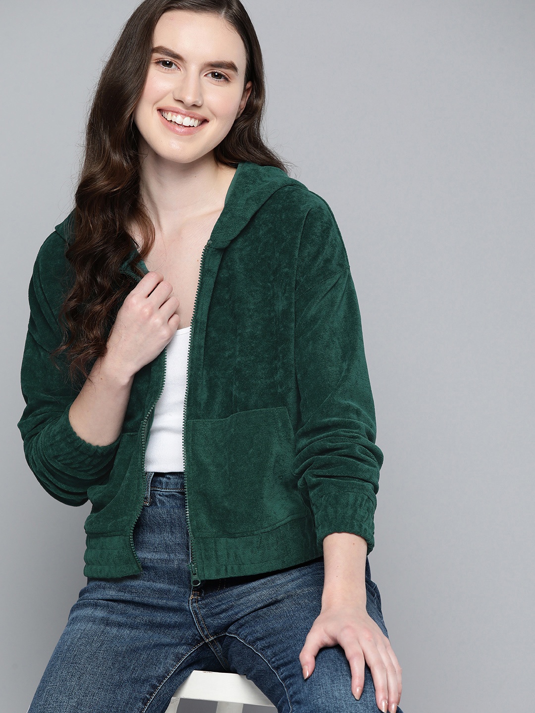 

Mast & Harbour Women Green Solid Velvet Hooded Sweatshirt