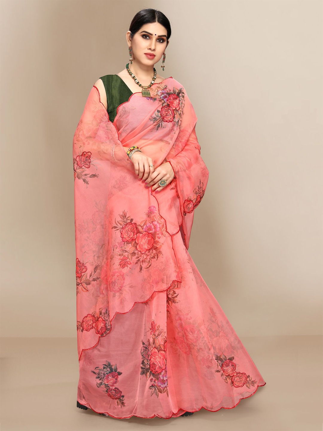

VAIRAGEE Peach-Coloured & Green Floral Organza Saree