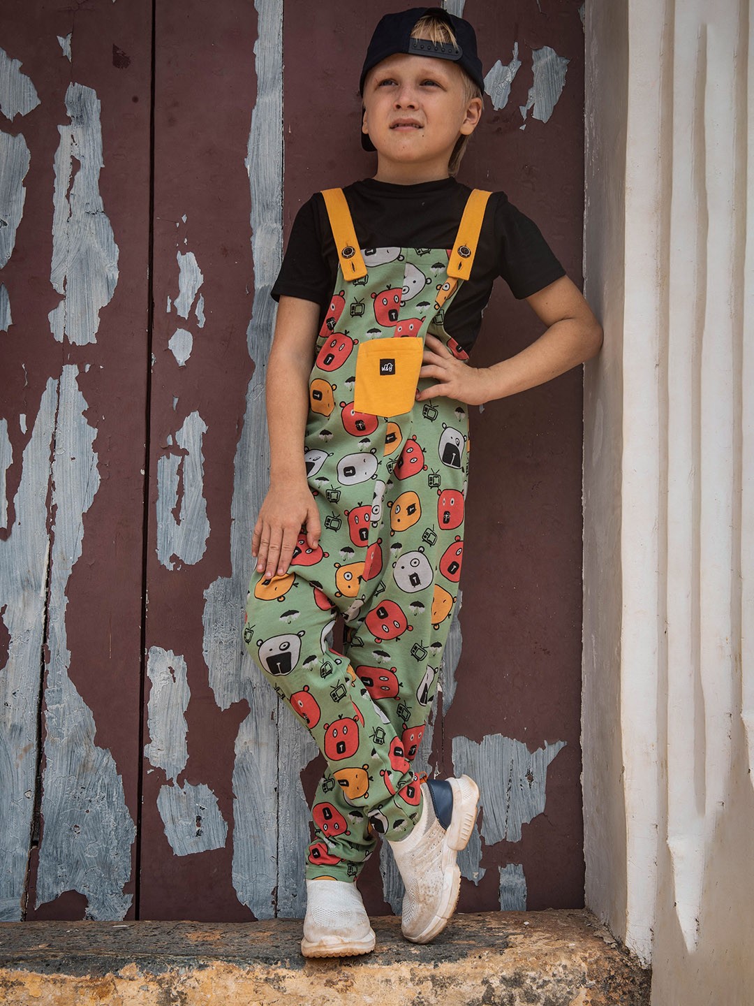 

Whistle & Hops Kids Green White Pack Of 2 Printed Organic Cotton Dungarees