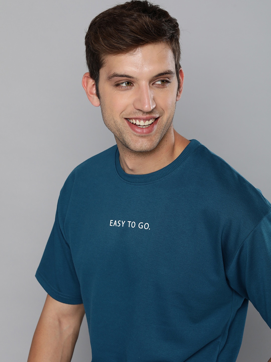

M&H Easy Men Navy Blue Printed Short Sleeves Sweatshirt