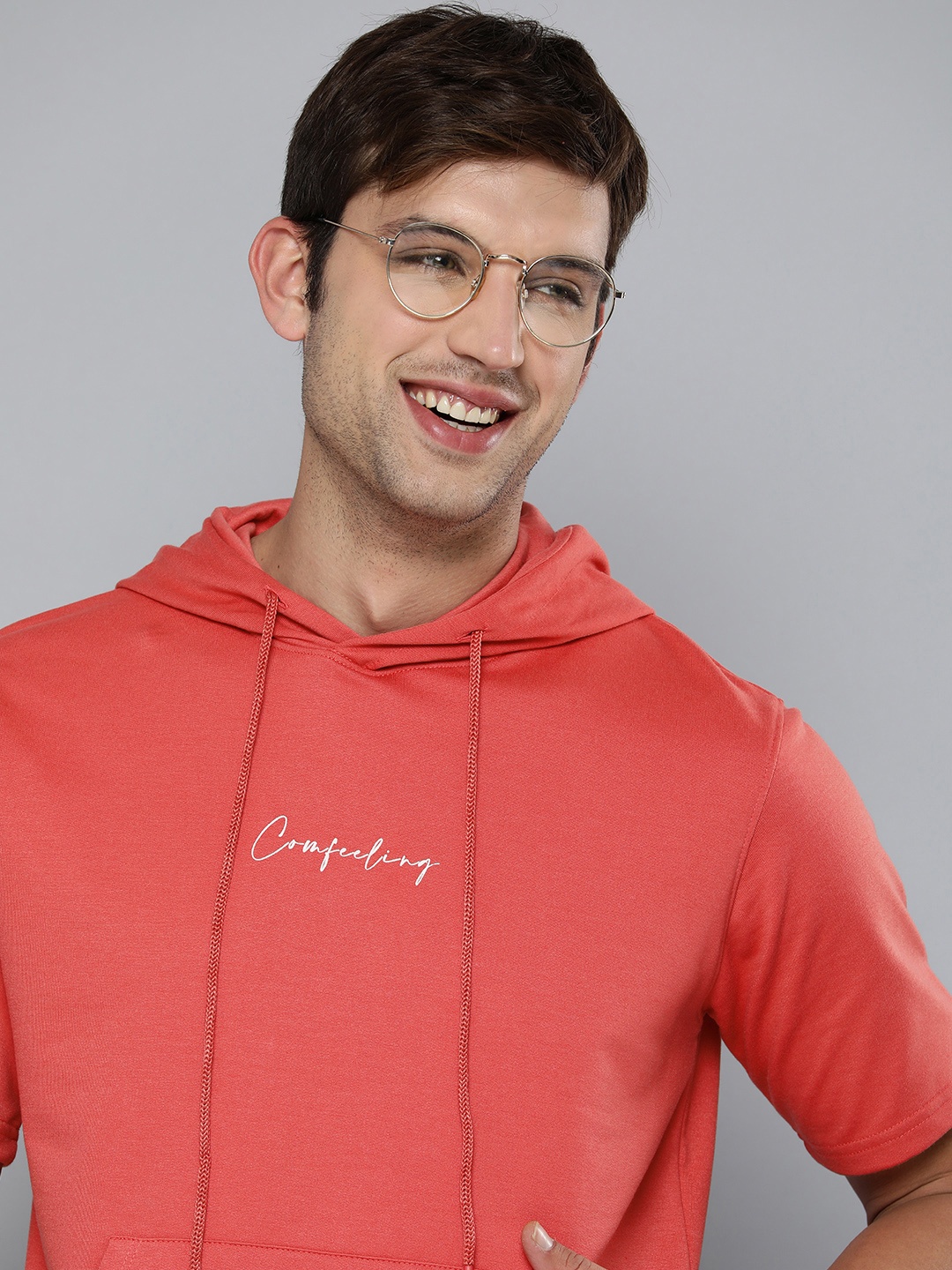 

M&H Easy Men Coral Red Applique Hooded Pullover Sweatshirt