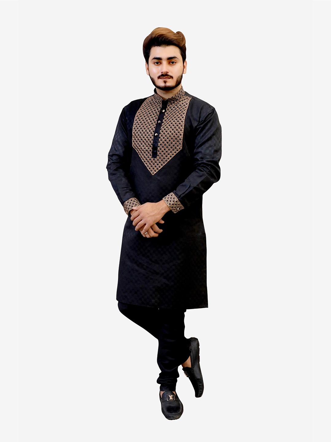 

Tibra Collection Men Black Embroidered Pure Cotton Kurti with Pyjamas