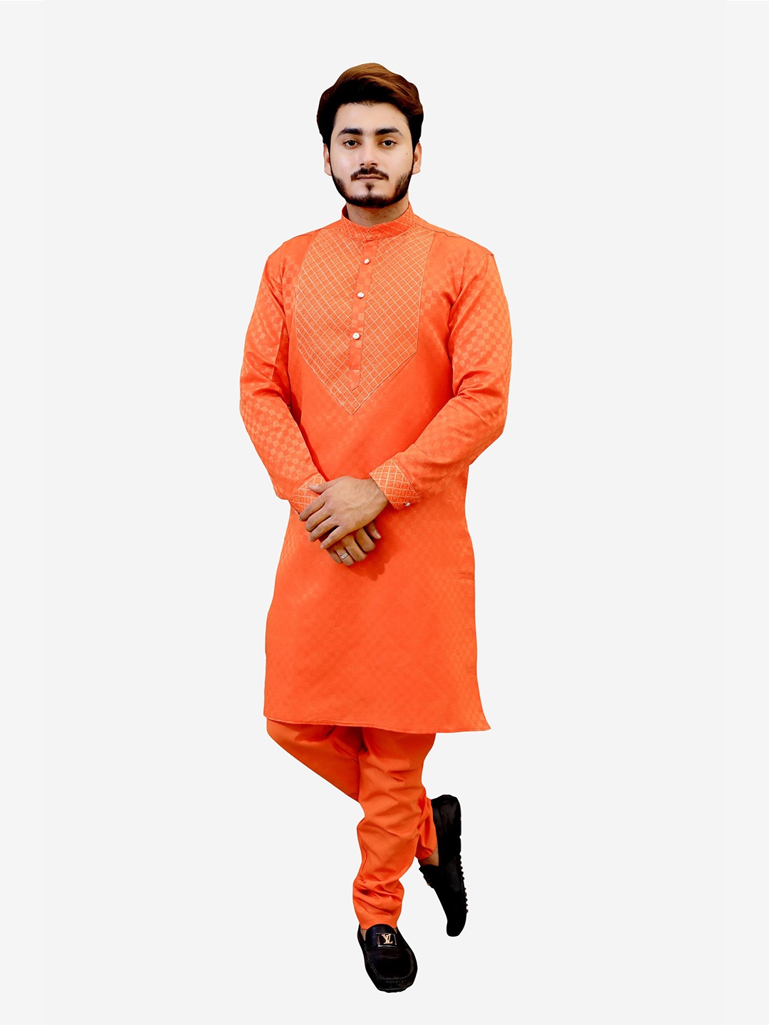 

Tibra Collection Men Orange Pure Cotton Kurta with Pyjamas