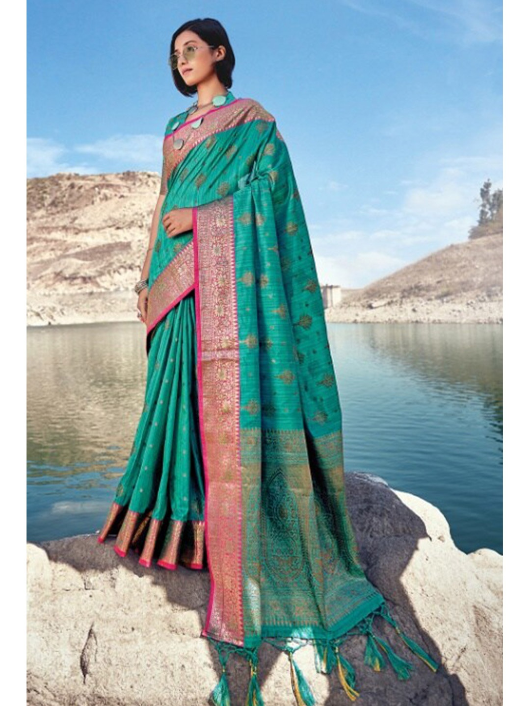 

KARAGIRI Blue & Pink Ethnic Motifs Zari Silk Blend Banarasi Saree