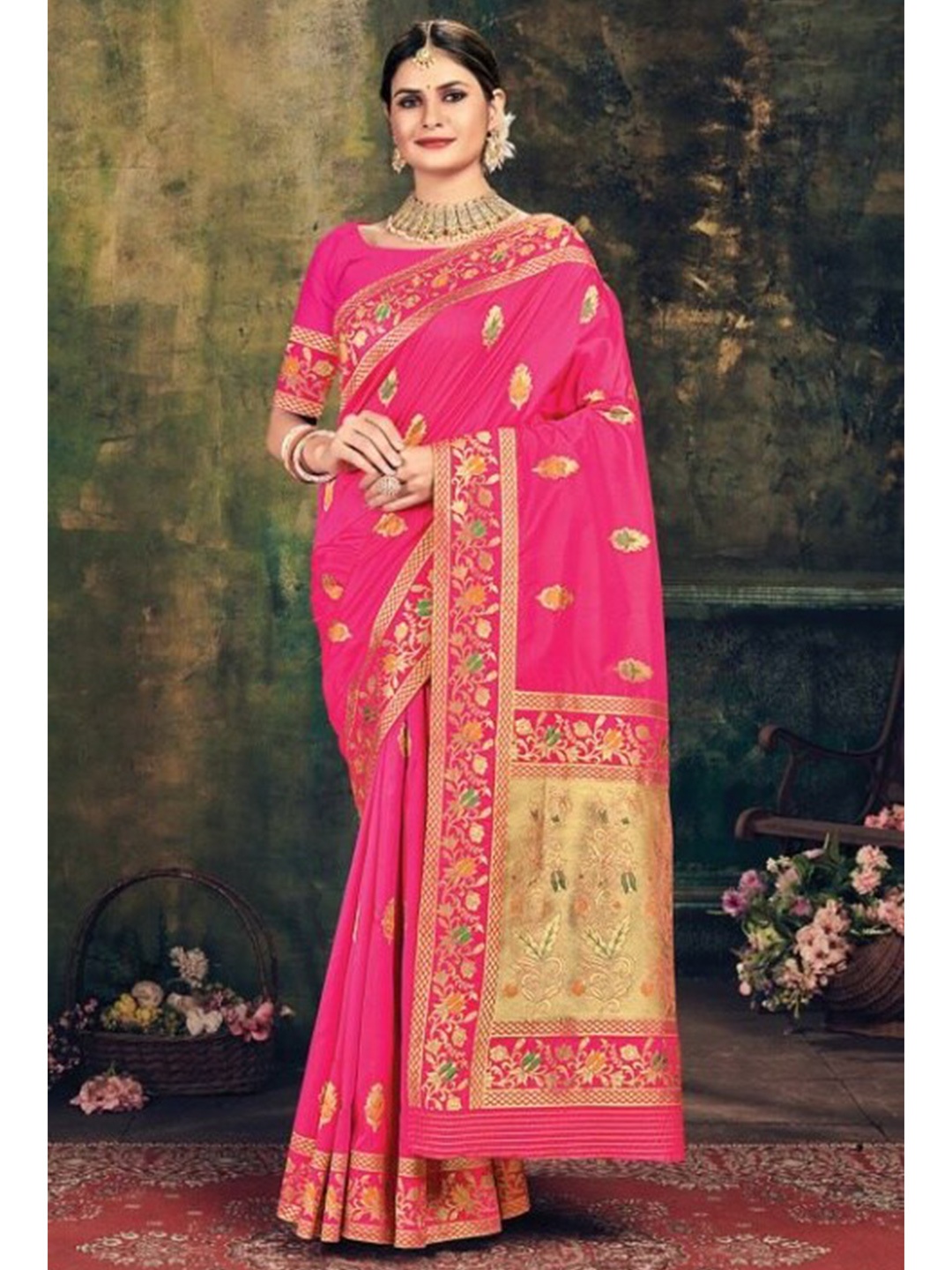 

KARAGIRI Pink & Gold-Toned Ethnic Motifs Zari Silk Blend Banarasi Saree