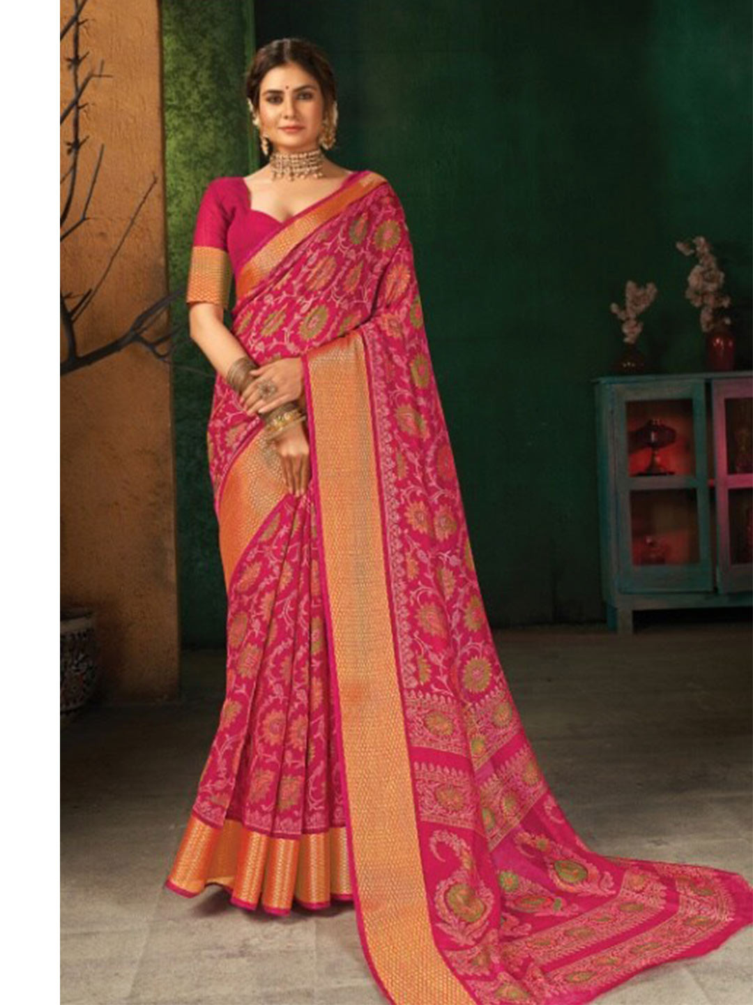 

KARAGIRI Pink & Green Floral Zari Saree