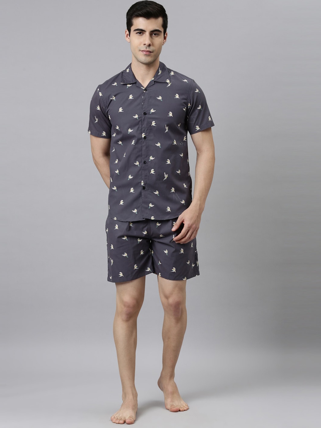

TRUNDZ Men Grey & White Printed Night suit