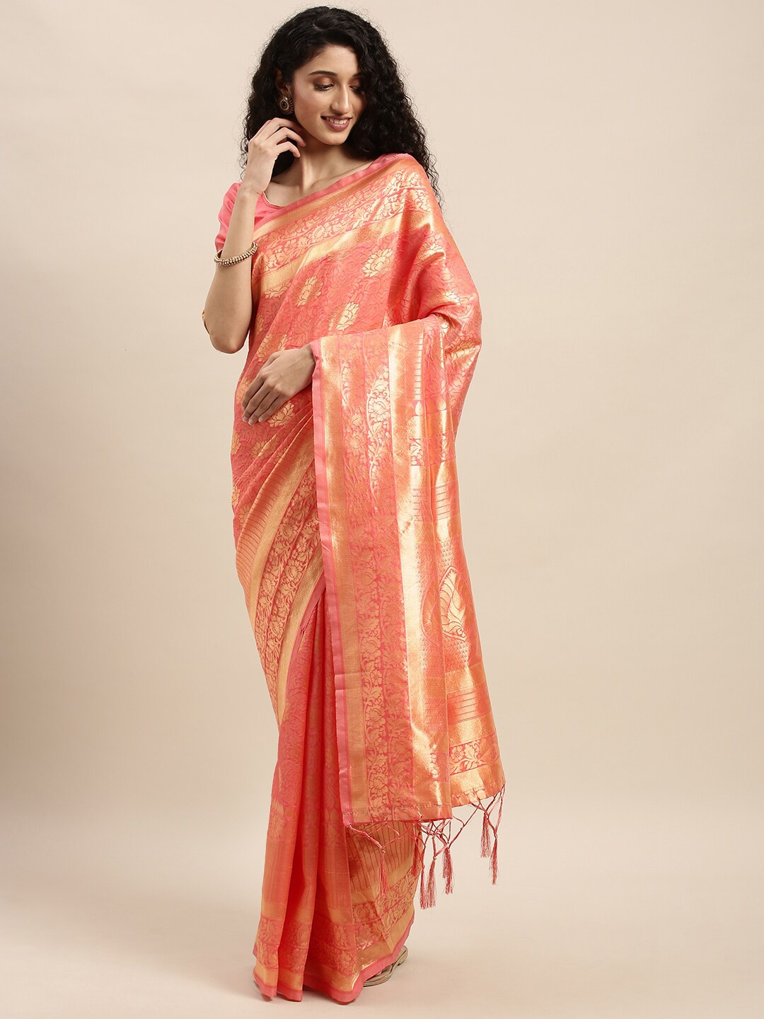 

KALINI Peach-Coloured & Gold-Toned Woven Design Zari Silk Blend Banarasi Saree