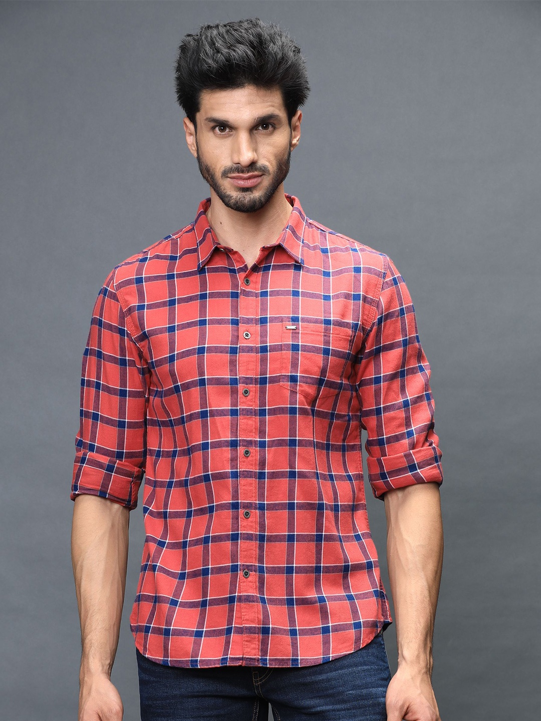 

IDENTITI Men Red Slim Fit Tartan Checked Pure Cotton Casual Shirt