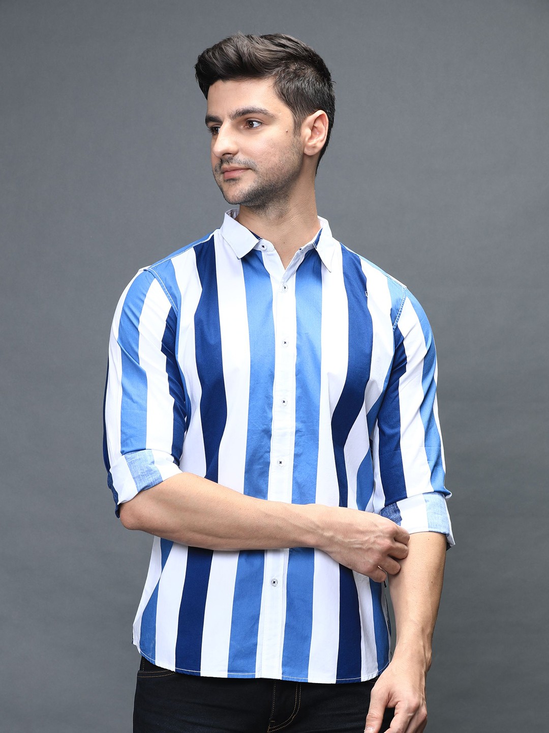 

IDENTITI Men Blue Pure Cotton Slim Fit Striped Casual Shirt