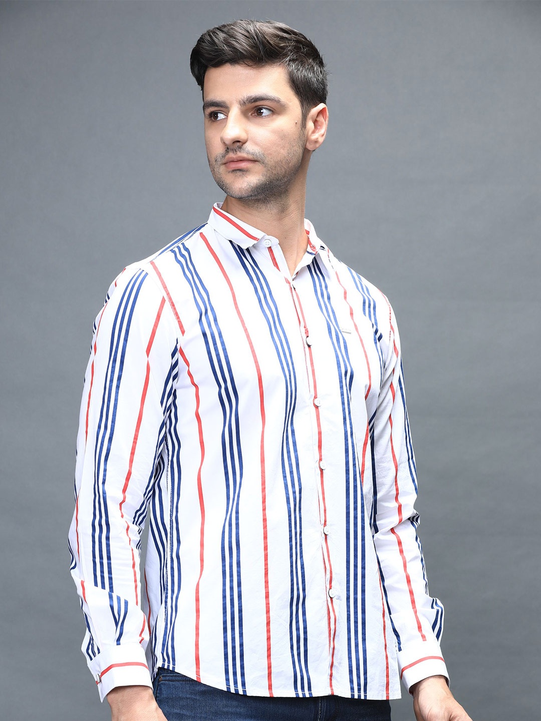 

IDENTITI Men Red Slim Fit Striped Casual Shirt