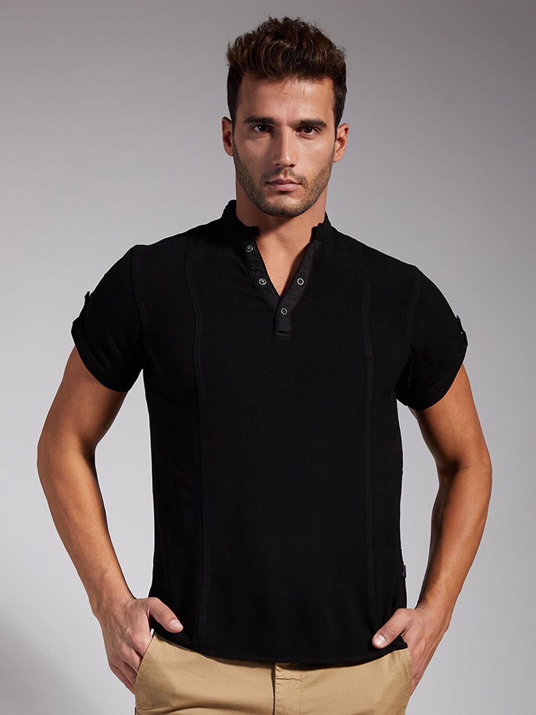 

IDENTITI Men Black Slim Fit Casual Shirt