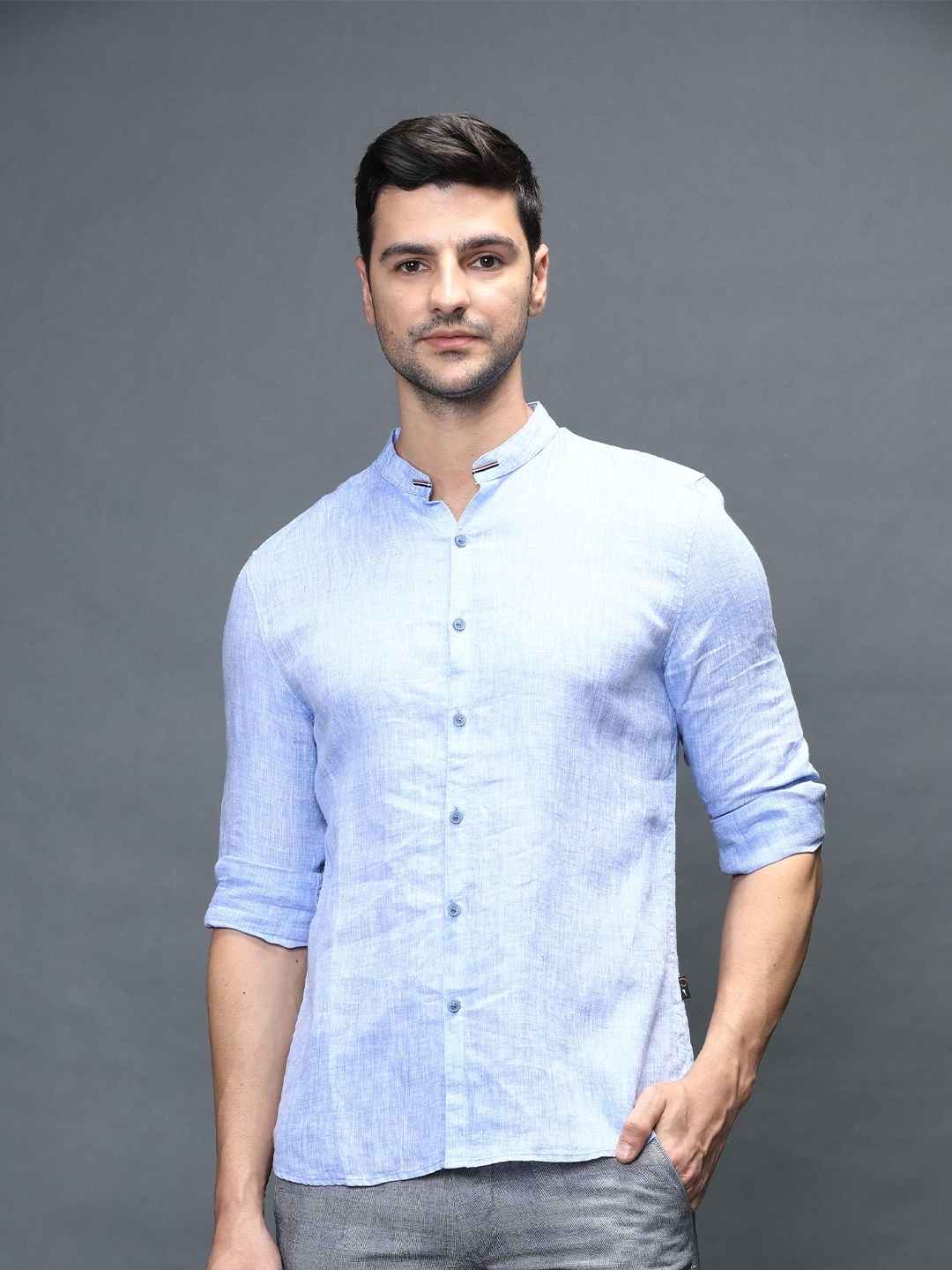 

IDENTITI Men Blue Slim Fit Casual Shirt
