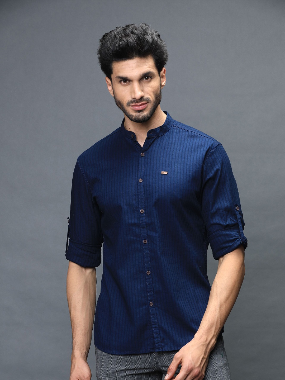 

IDENTITI Men Navy Blue Slim Fit Tartan Checked 100% Cotton Casual Shirt