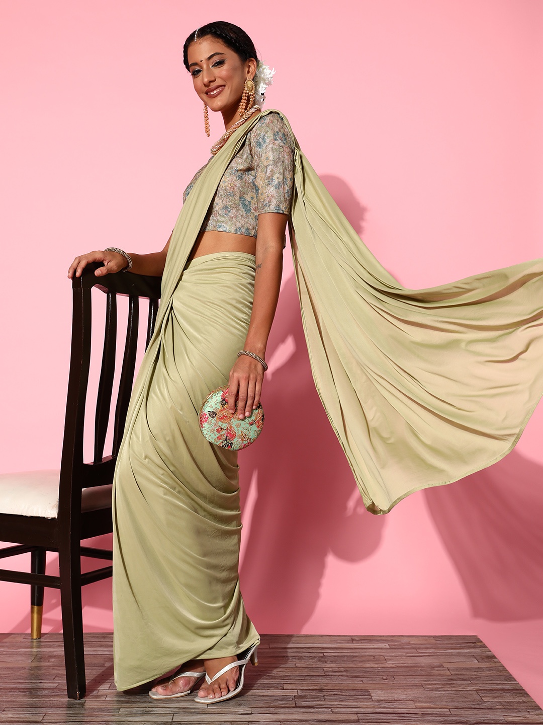 

Kalista Solid Ready To Wear Saree, Green