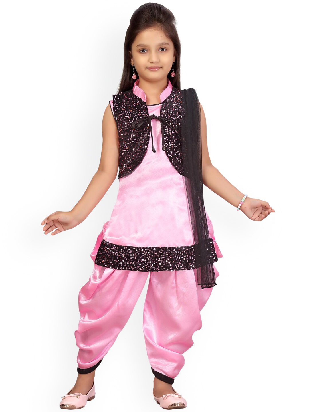 

Aarika Girls Printed Pure Pink Color Silk Patiala Suit Set