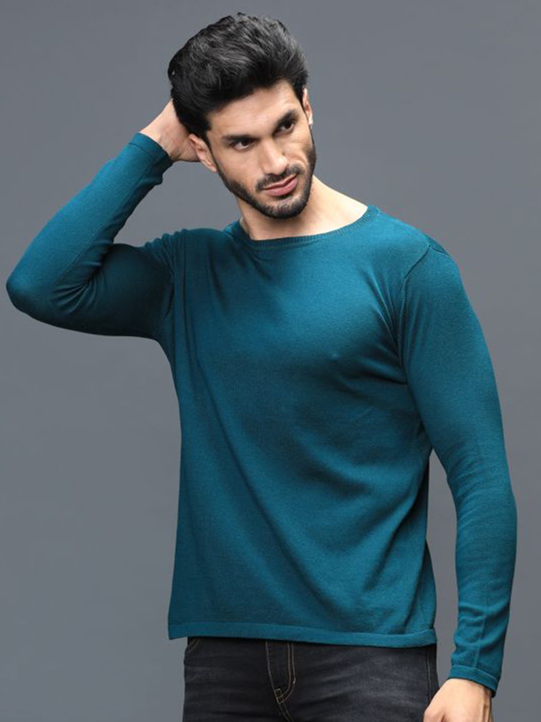 

IDENTITI Men Green Pure Cotton Slim Fit T-shirt