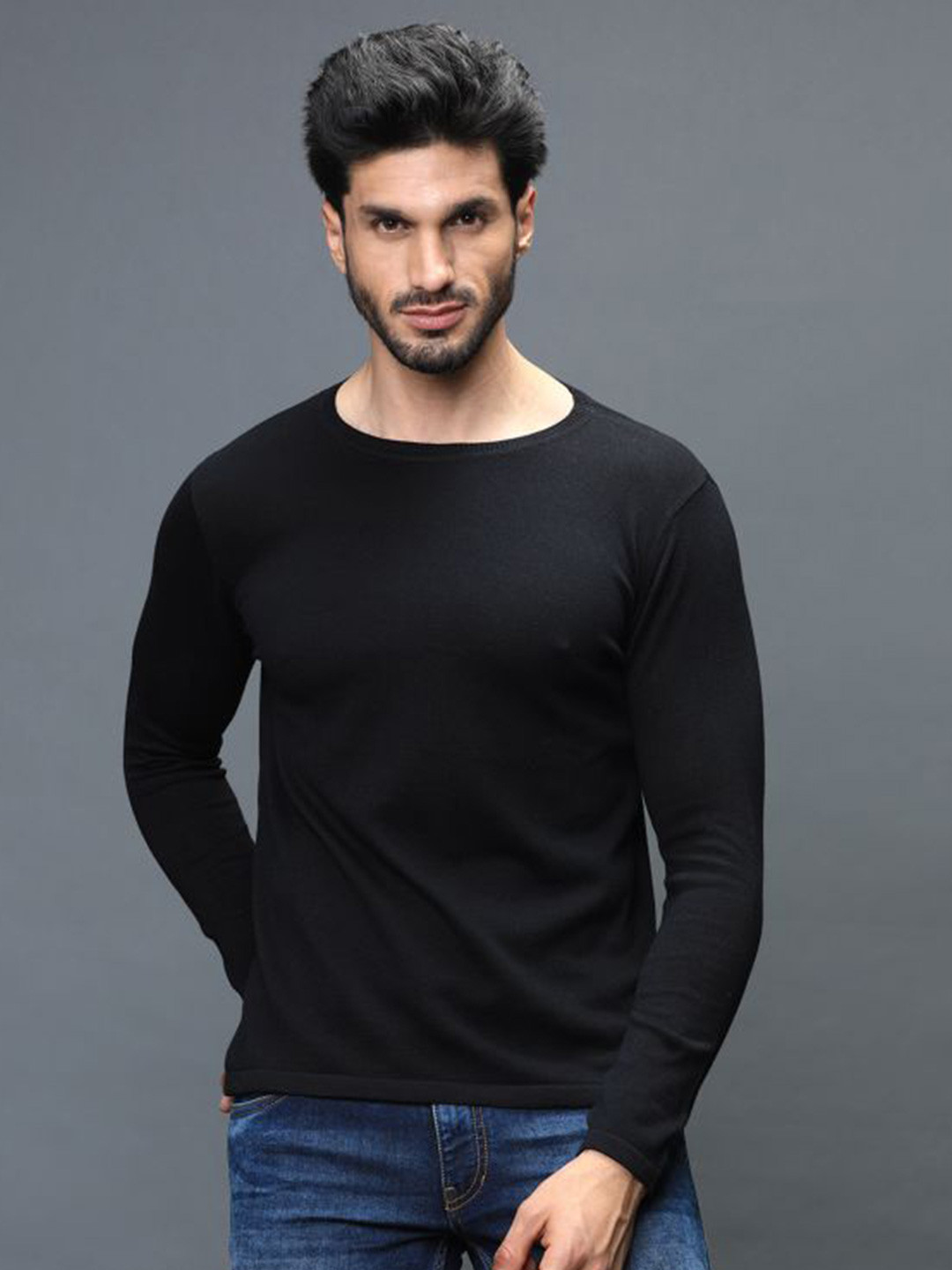 

IDENTITI Men Black Pure Cotton Slim Fit T-shirt