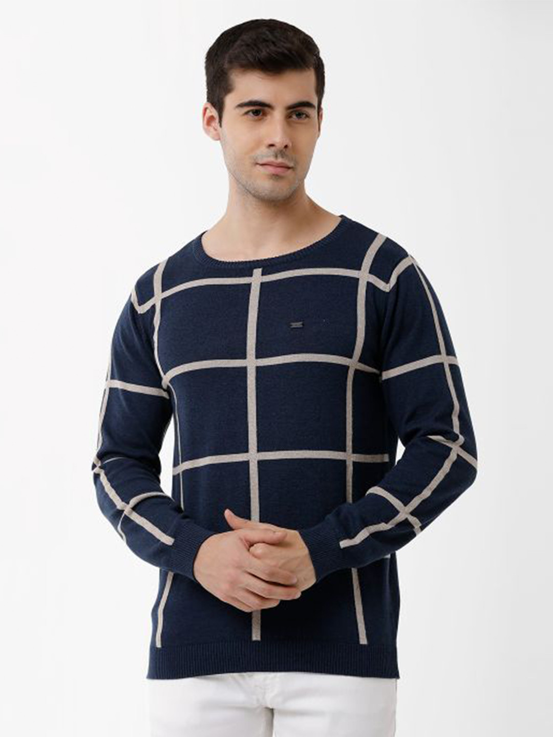 

IDENTITI Men Blue Checkered Pure Cotton Raw Edge Slim Fit T-shirt