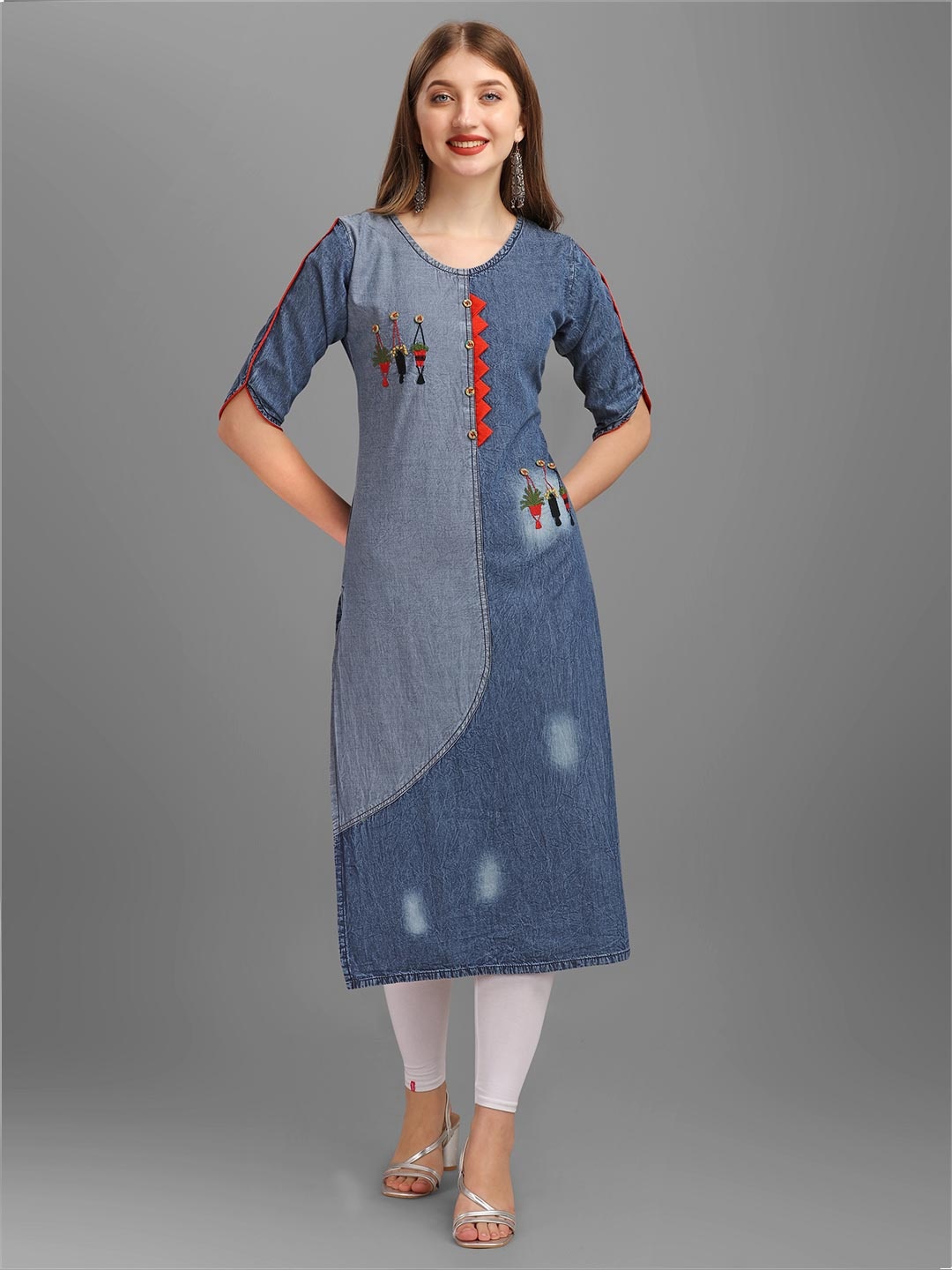 

PARIKA CREATION Women Blue & Red Geometric Embroidered Indigo Kurta