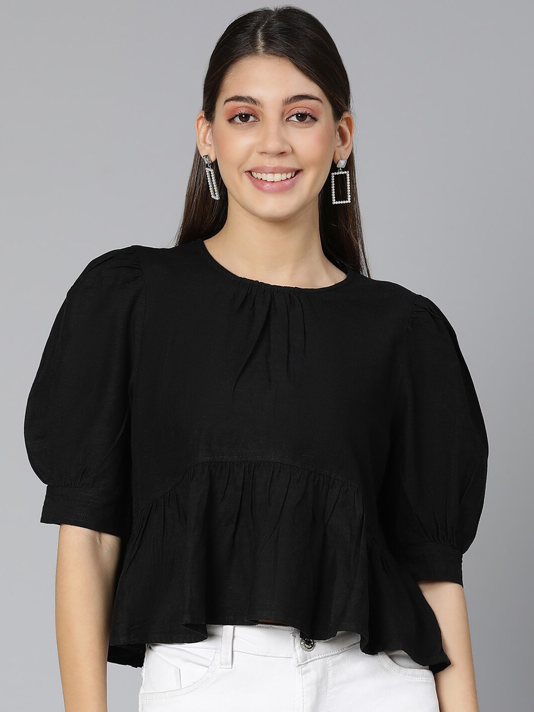

Oxolloxo Black Solid Top