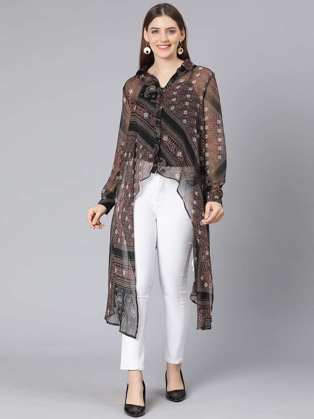 

Oxolloxo Women Brown & Black Floral Printed Longline Shrug