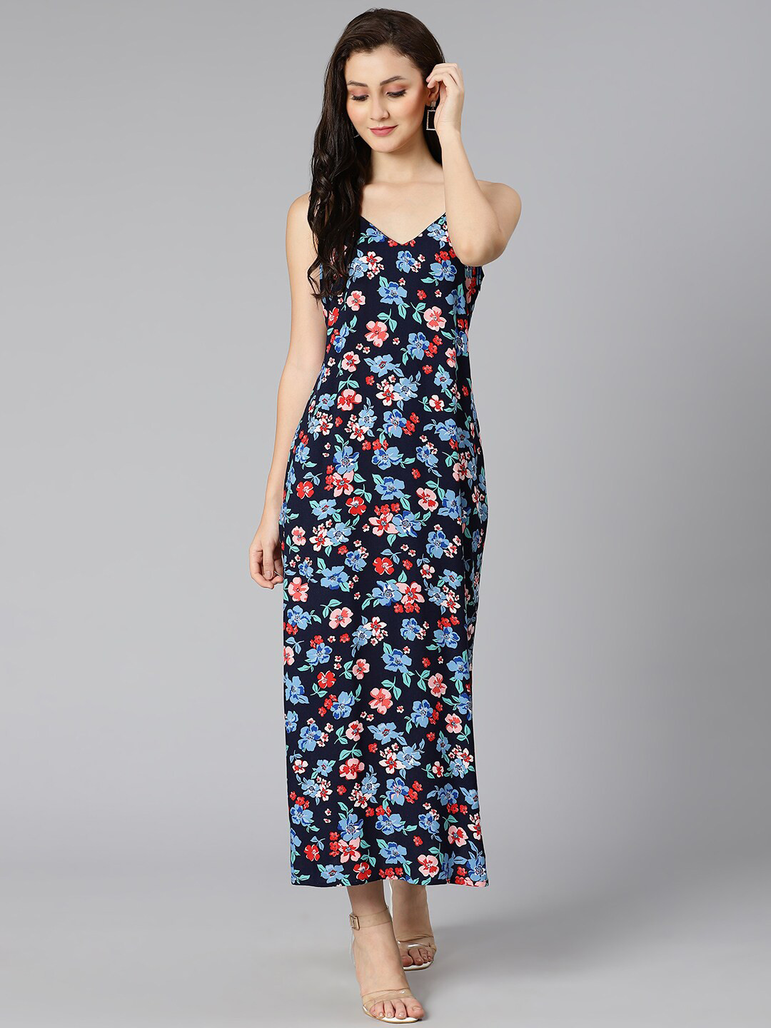 

Oxolloxo Black & Blue Floral Crepe Maxi Dress