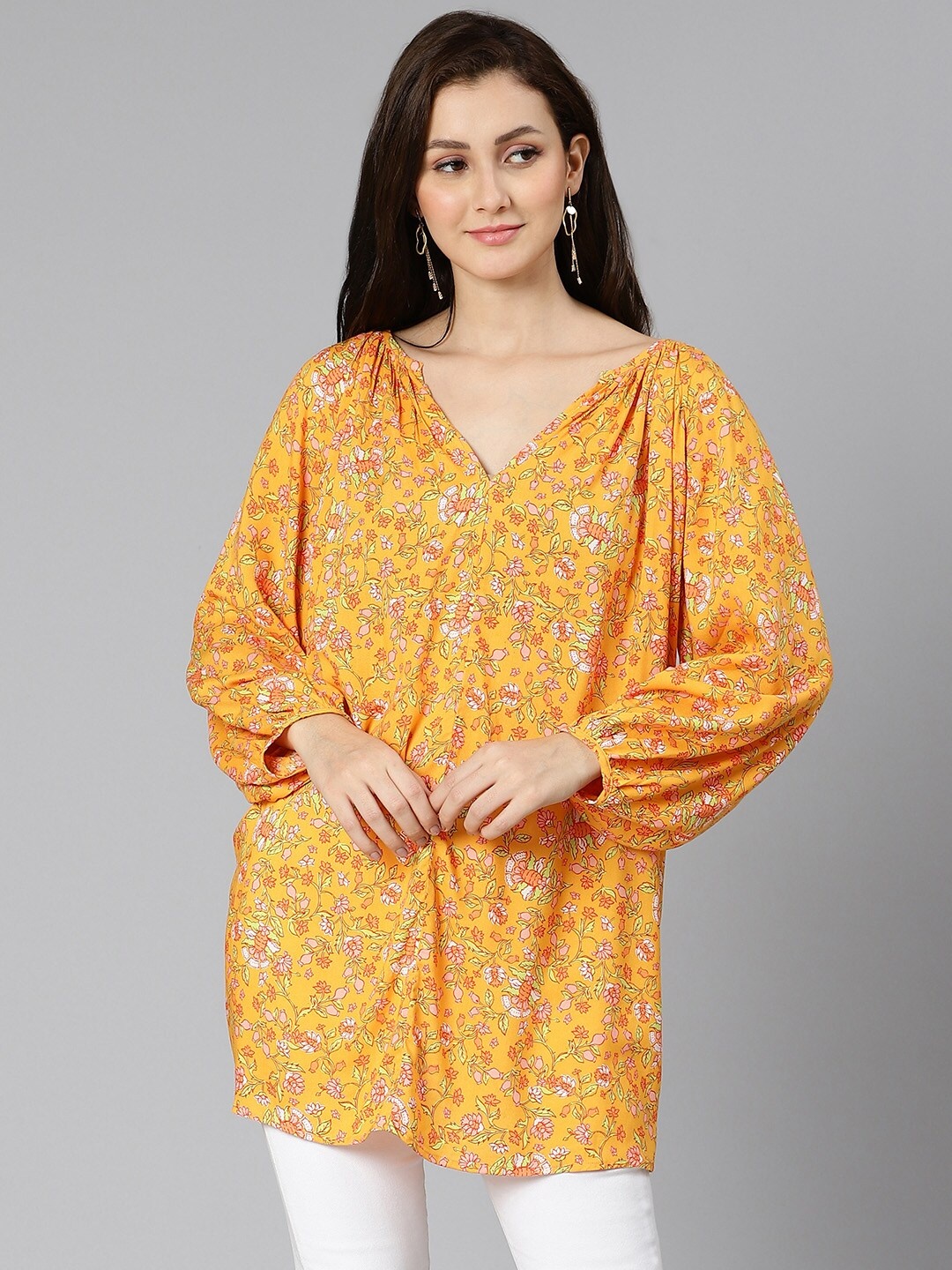 

Oxolloxo Orange Floral Print Bishop Sleeves Crepe Longline Top